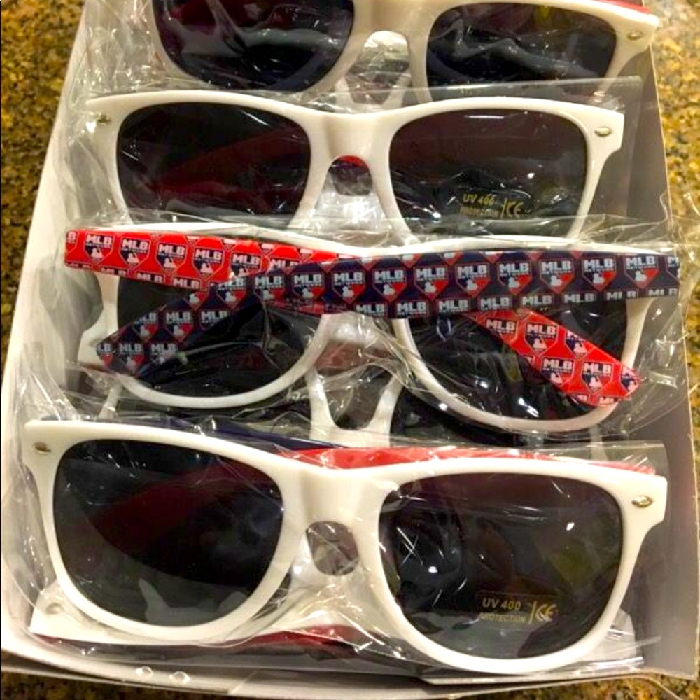 MAJOR LEAGUE BASEBALL Sunglasses Red White and Blue - Picture 1 of 1